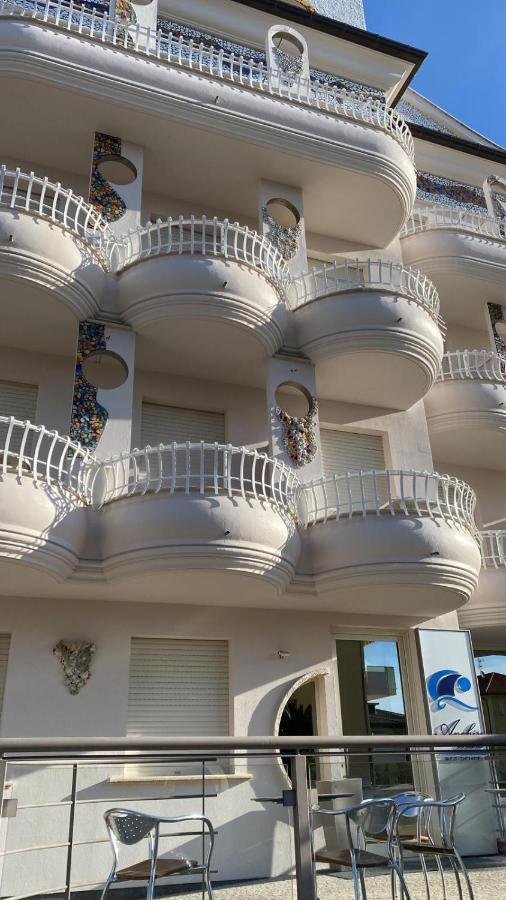 Residence Anchisemare Alba Adriatica Extérieur photo